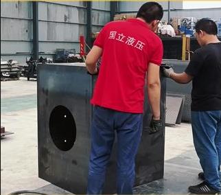 大型液壓站 國(guó)立液壓，為機(jī)械企業(yè)提供動(dòng)力